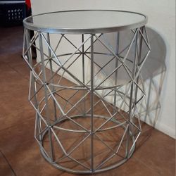Metal Accent Table With Mirror Top 