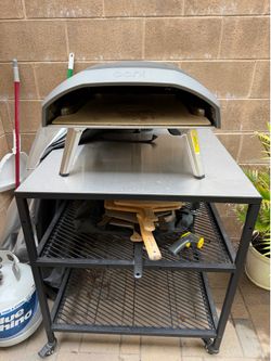 Ooni 16” Pizza Oven + Ooni Table + Accessories Bundle