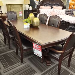 7pc Dining Room Set 