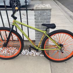 29’ Bluku Green mafia bomma
