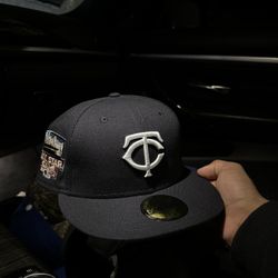 New Era Minnesota Twins Fitted