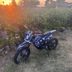 MotoTec 60v 2000w Pro Electric Dirt Bike Lithium Blue