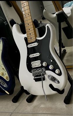 Fender Player Stratocaster HSS Floyd Rose – Polar White