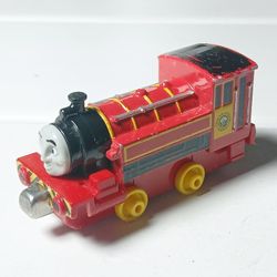 Thomas Engine Metal Diecast Train Take Along N Play Victor 2013 CBL77