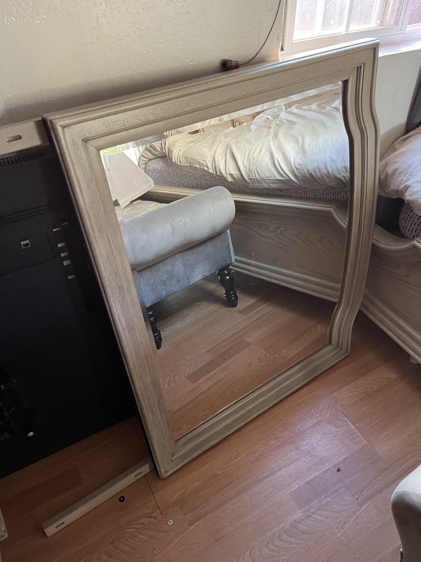 Furniture And Sofa Set 