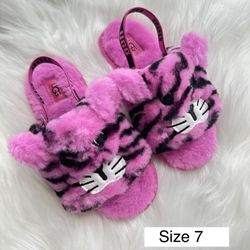 UGG Tiger Pink Sandals