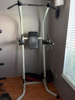 Pull up and abs equipment
