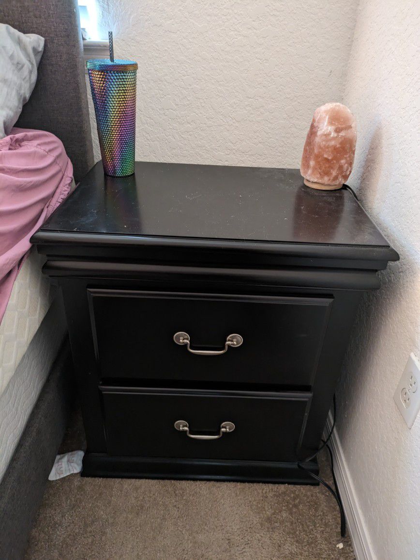 Matching Nightstand And Dresser 
