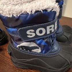 Snow Boots Size 25