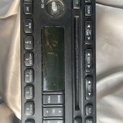 Factory Ford Radio