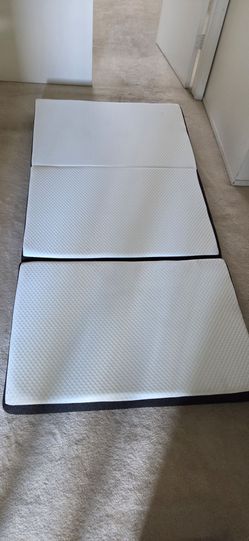 Folding Memory Foam Pads, 4" Tri-Fold Twin Topper,  Portable Guest Floor Bed Non-Slip for Travel Camping