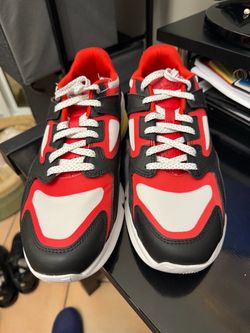 Under Armour Forge 96 Leather "Black White Red" – Unisex – Men 10.5 / Women 12 – Brand New!  (No box)