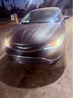 Chrysler 200