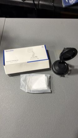 MagSafe window mount