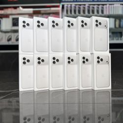 iPhone 17 Pro Max Silver ((Take It Home In Payments/ llévatelo a casa en pagos) 