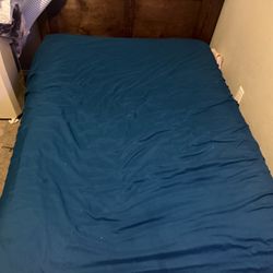 Queen Bed Frame With Mattress 