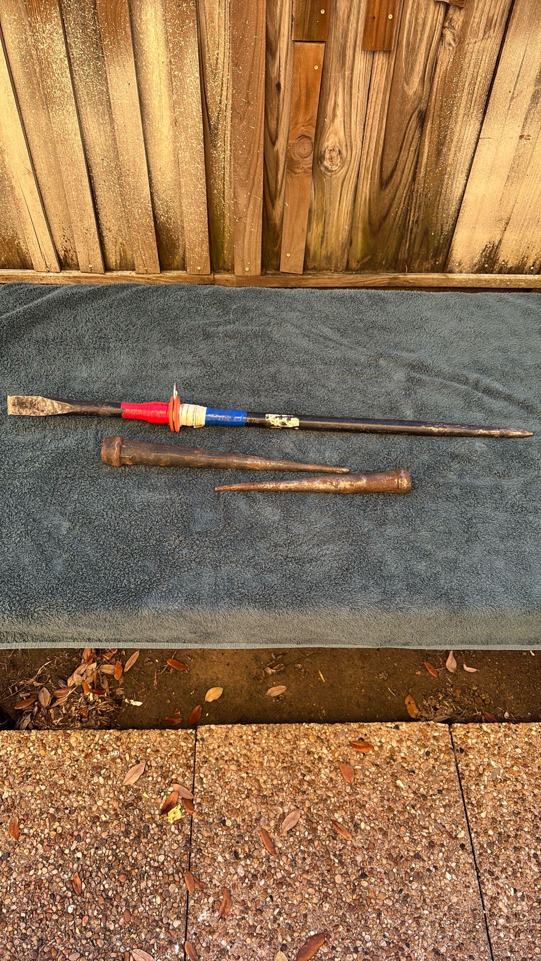 Sleever Bar And Two Bull Pins for Sale in Baytown, TX - OfferUp