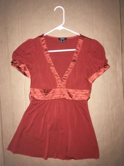 Xoxo size M woman dark orange blousse
