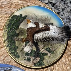 "Mountaintop Majesty" Hand-Painted Eagle Sculpture Collectors Plate from The Bradford Exchange. 