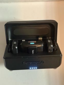 Saramonic - Blink 500 B2+ 2-Person Wireless Mic System w/ Device