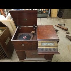 RCA Victor-Victrola  Vintage