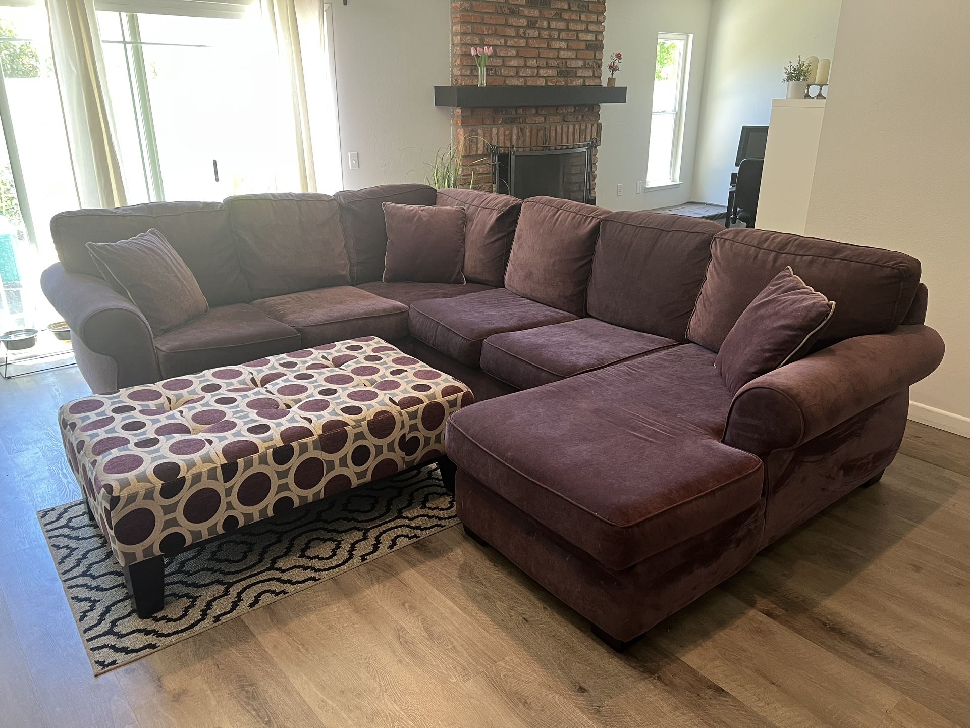 Sectional couch