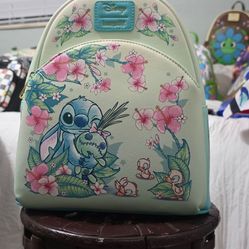 Loungefly backpack - Stitch floral