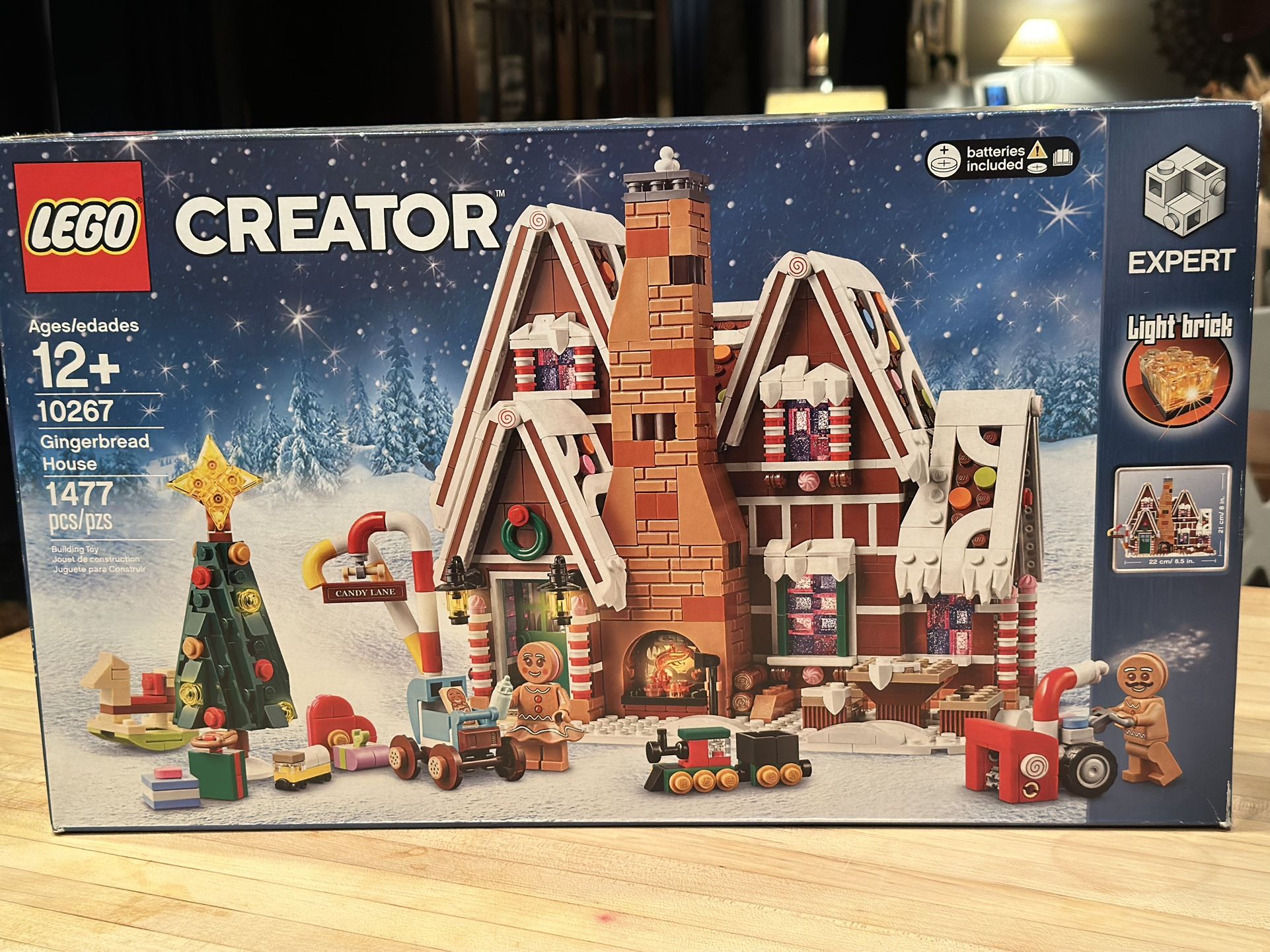Lego Creator Gingerbread House 10267