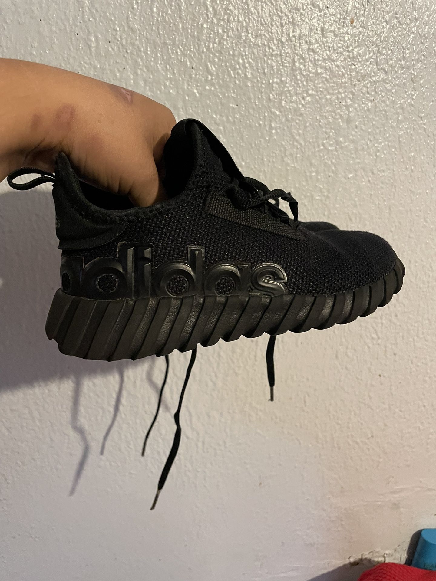 Adidas Size 1 Y