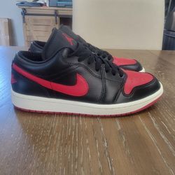 Nike Air Jordan 1 Low Bred 