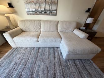 Sectional Sofa with Chaise