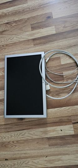 Apple Cinema display Monitor