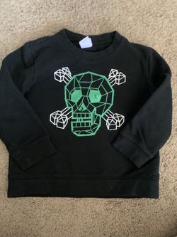 Skull sweatshirt 4T