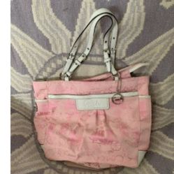 Pink Purse Coach ITS AVAILABLE