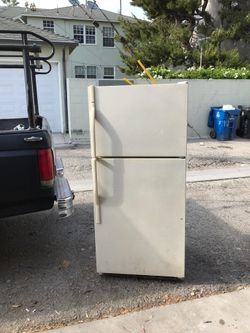 Refrigderator