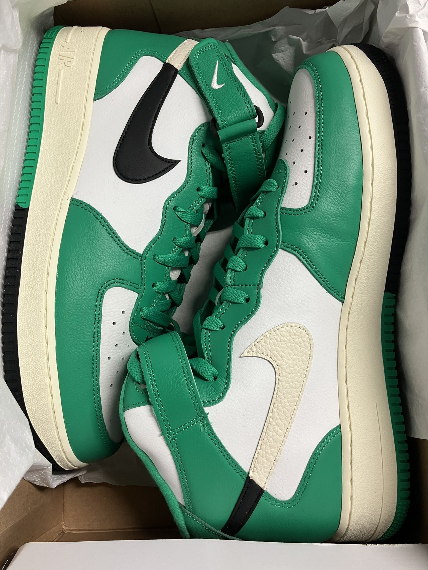 Men’s Nike Air Force Ones Mids