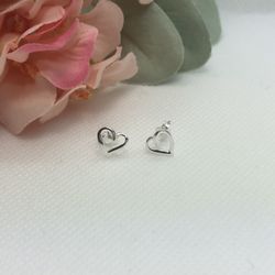 Romantic Open Heart Earrings Studs.