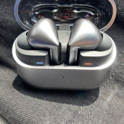 Samsung Galaxy Buds3 Pro/ Case doesn’t Work