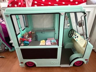 Ice cream truck set