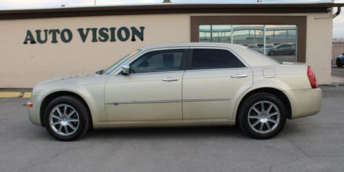 2010 Chrysler 300