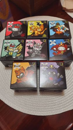 Full collection  mc donalds hello kitty toys.