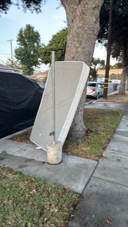 Cement block with pole