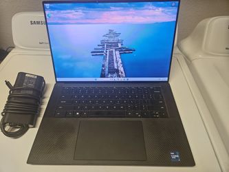 Dell Precision 5560 15.6" 4K  Touchscreen Intel I7-11850H 32 GB Ram Memory 512 GB SSD Nvidia Graphics 