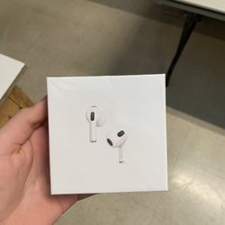 AirPods