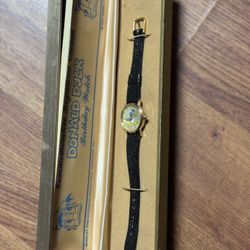 Bradley Walt Disney Donald Duck Birthday Watch