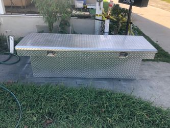 Big tool  box for Silverado f150 dodge Ram tundra titum sierra Chevy 2500 with  🔑