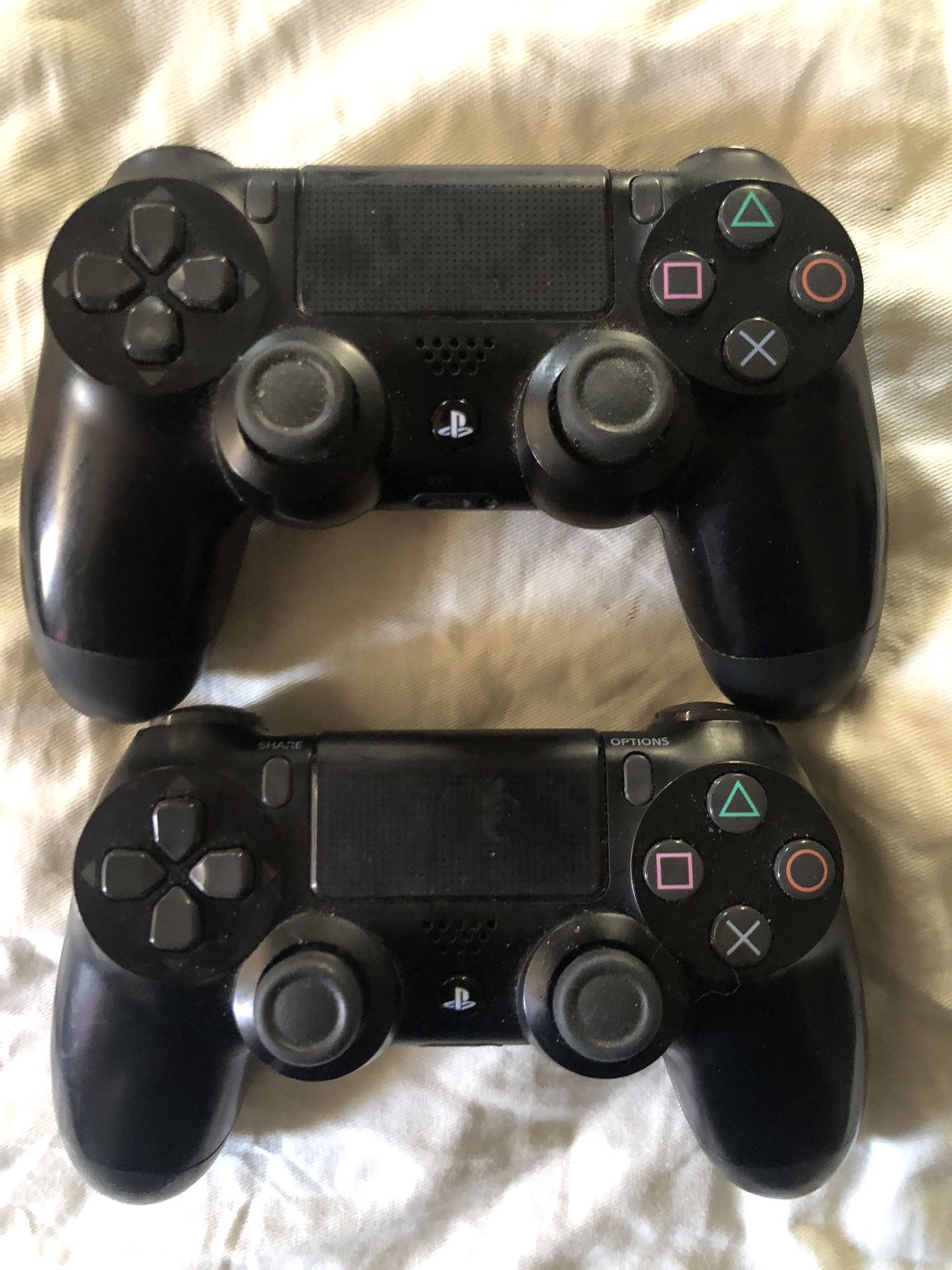 PS4 Controllers 