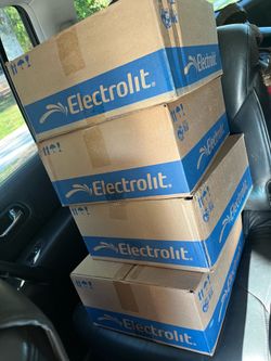Electrolyte water, four cases brand new inbox