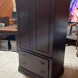 Armoire / TV Cabinet 