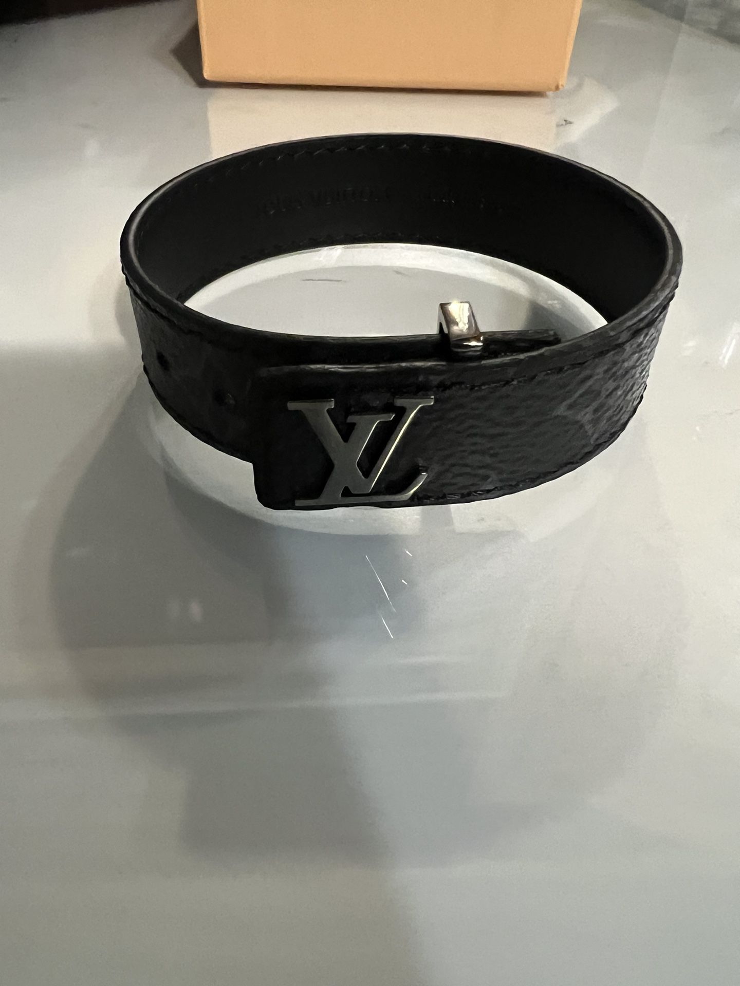 Men's Louis Vuitton Bracelet for Sale in Melbourne, FL - OfferUp